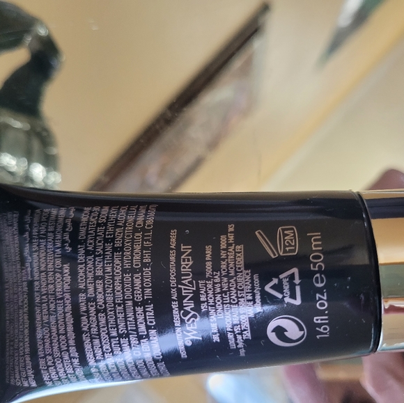 Ysl black opium - Picture 3 of 4